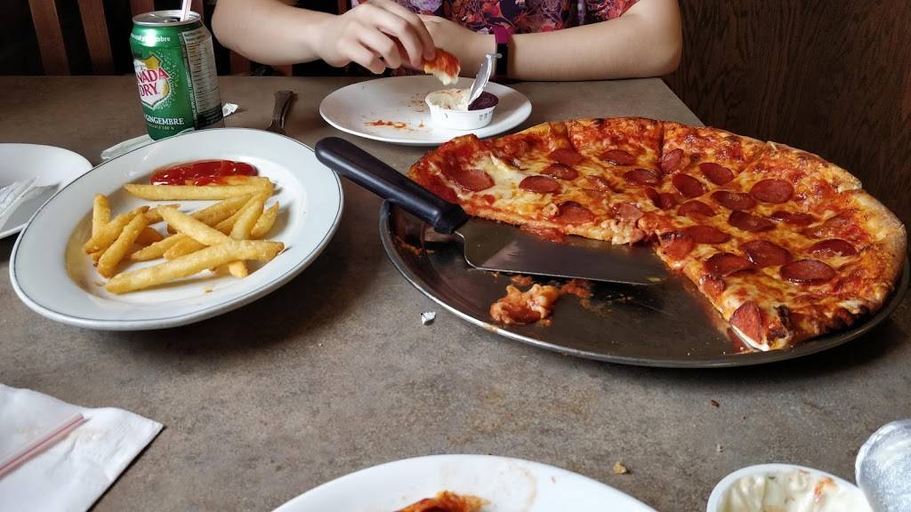 Franks Pizzeria | restaurant | 4854 Bridge St, Niagara Falls, ON L2E 2R9, Canada | 9053566905 OR +1 905-356-6905