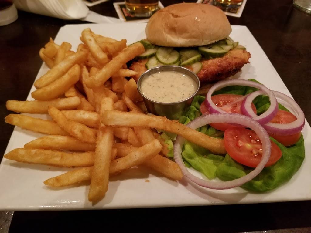 Reds Alehouse | night club | 405 N Dubuque St, North Liberty, IA 52317, USA | 3196262100 OR +1 319-626-2100