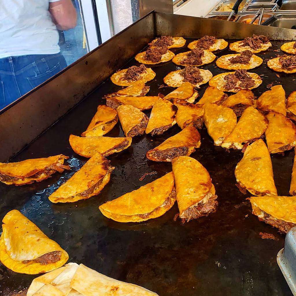 Hola Tacos Cleveland | restaurant | 12718 Larchmere Blvd, Cleveland, OH 44120, USA | 2169389301 OR +1 216-938-9301