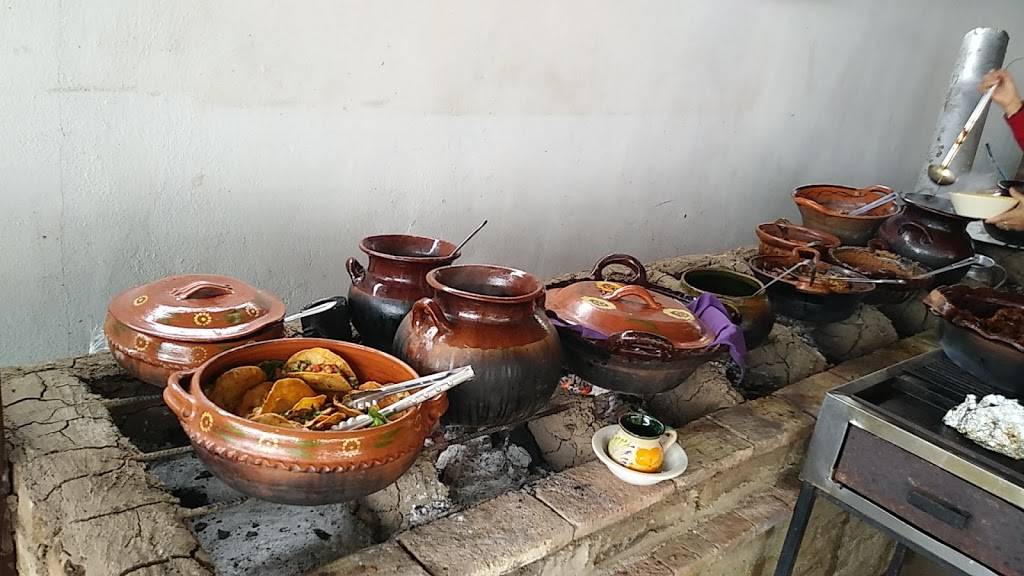 La Guelaguetza en Rosarito | restaurant | Manuel Ávila Camacho 126, Machado Sur, 22710 Rosarito, B.C., Mexico | 016611200708 OR +52 661 120 0708