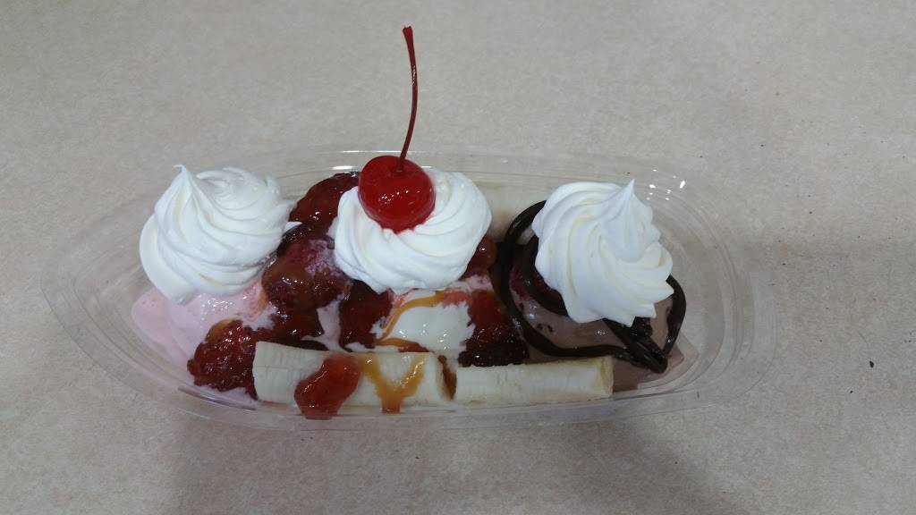 Cold Stone Creamery | bakery | 100 Main St #102, Safety Harbor, FL 34695, USA | 7277253696 OR +1 727-725-3696