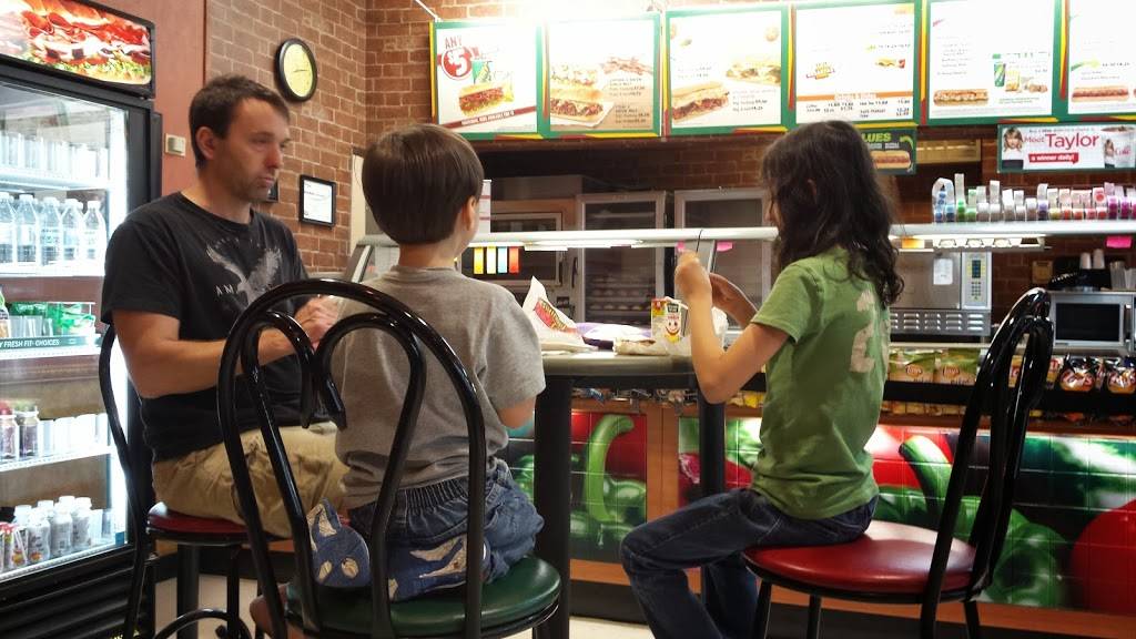 Subway Restaurants | restaurant | 3300 PA-61, Coal Township, PA 17866, USA | 5706488088 OR +1 570-648-8088