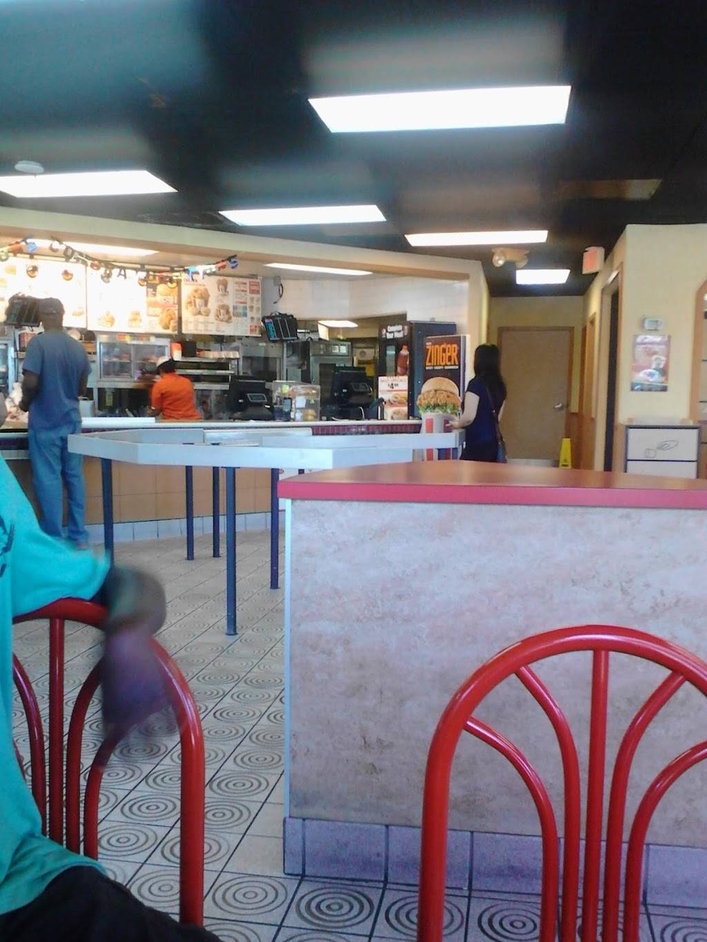 KFC | restaurant | 950 Market St, Oakland, CA 94607, USA | 5107633745 OR +1 510-763-3745