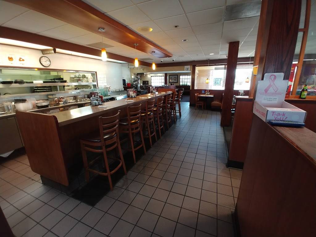 Dennys | restaurant | 4460 Rocklin Rd, Rocklin, CA 95677, USA | 9166244800 OR +1 916-624-4800