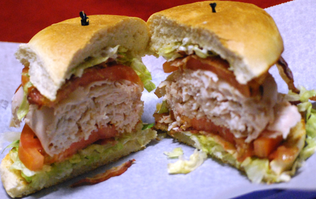 Blue Lagoon Saloon | restaurant | 4120 US-27, Sebring, FL 33870, USA | 8634716001 OR +1 863-471-6001