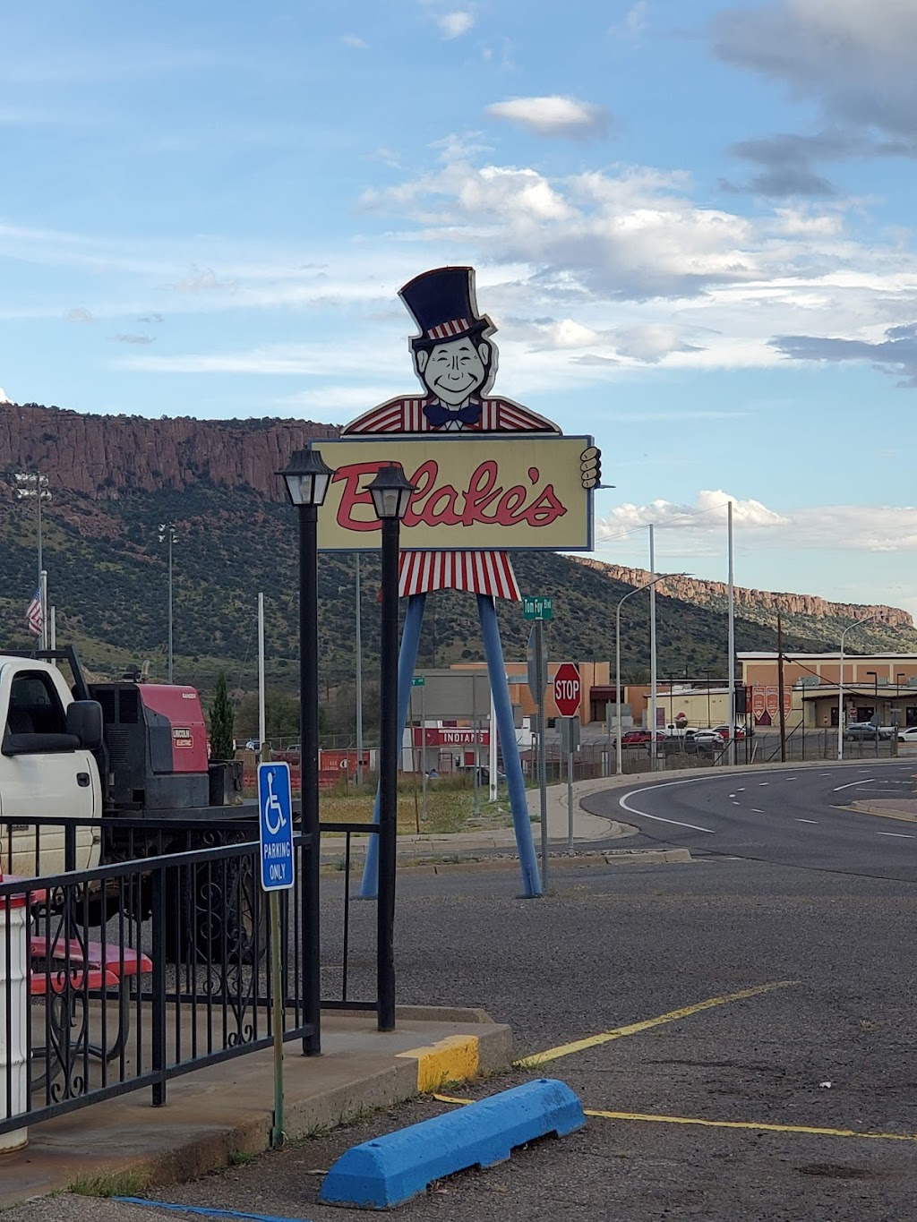 Blakes Lotaburger | restaurant | 100 Hurley Ave, Bayard, NM 88023, USA | 5755375259 OR +1 575-537-5259