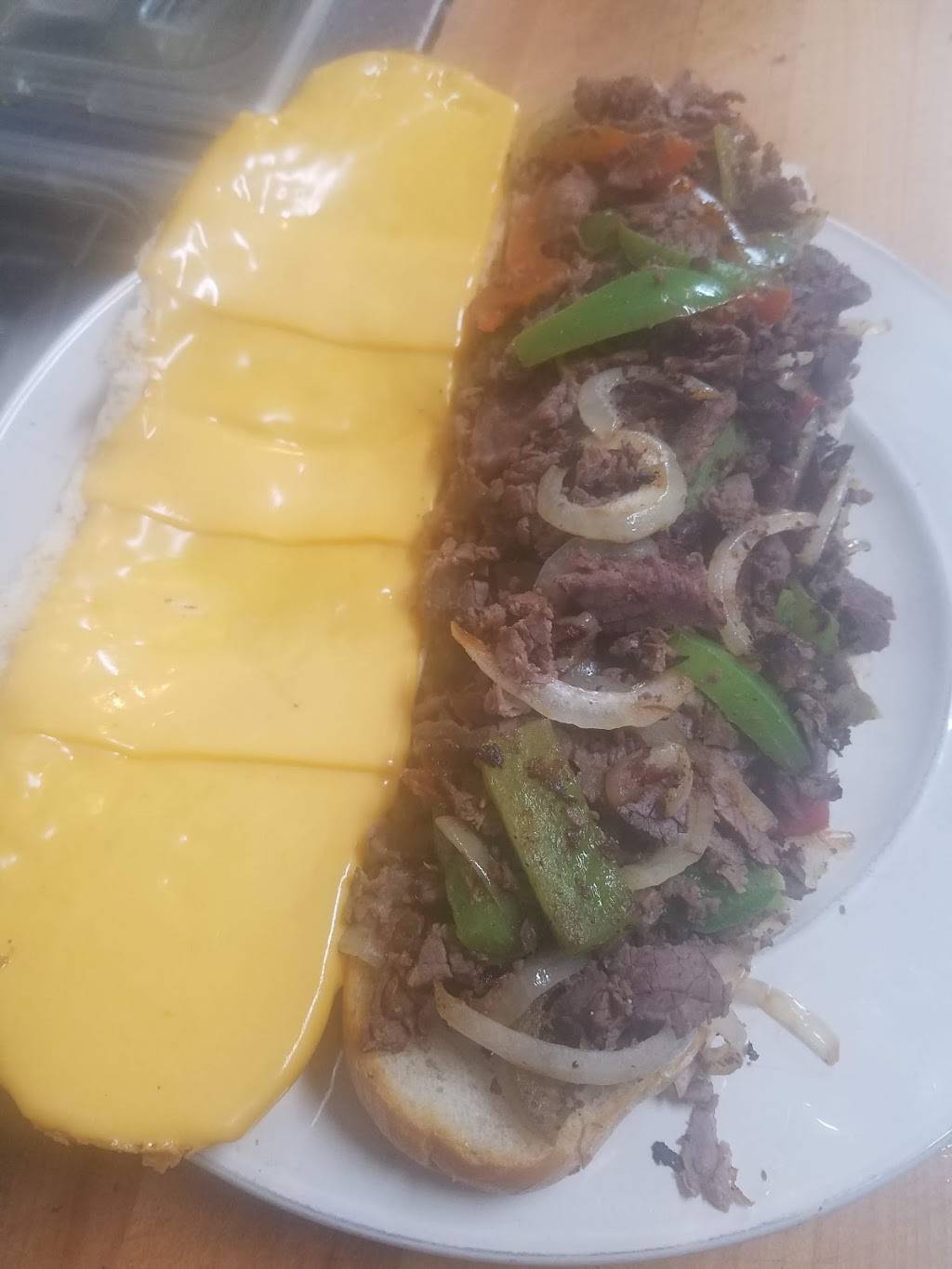 Lockwood deli grocery | cafe | 153 Lockwood Ave, Yonkers, NY 10701, USA | 9144572248 OR +1 914-457-2248