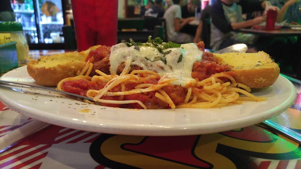 Joey Ds Chicago Style Eatery & Pizzeria | restaurant | 211 N Tamiami Trail, Sarasota, FL 34236, USA | 9413649900 OR +1 941-364-9900