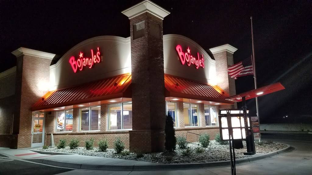 Bojangles Famous Chicken n Biscuits | restaurant | 150 Mortown Way, Shelbyville, KY 40065, USA | 5028442152 OR +1 502-844-2152