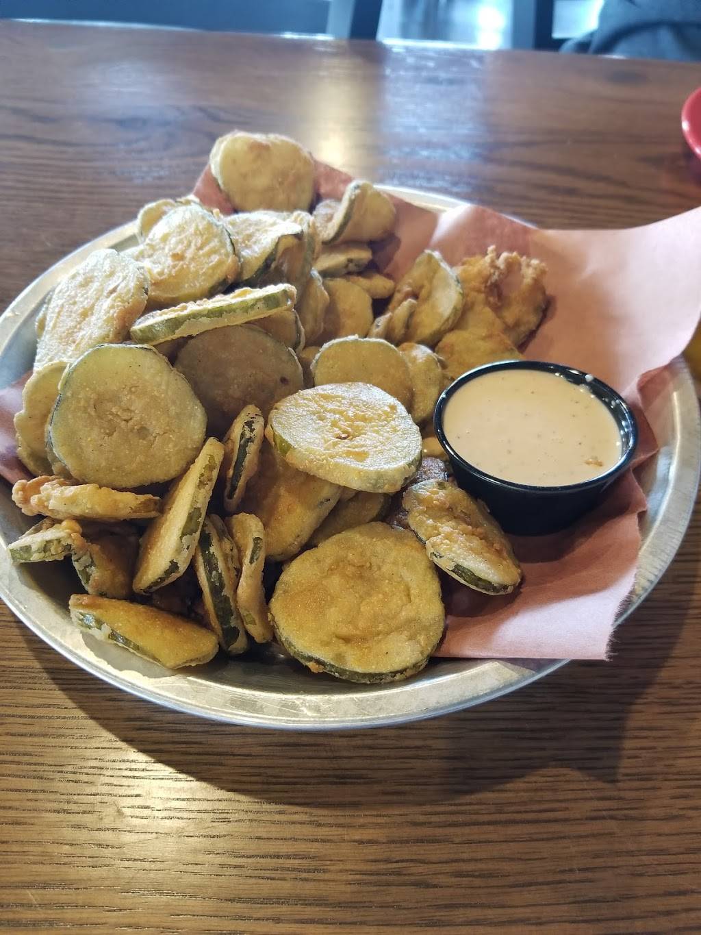 DOCs Smokehouse & Craft Bar | restaurant | 19081 Old Lagrange Rd #105, Mokena, IL 60448, USA | 7089955533 OR +1 708-995-5533