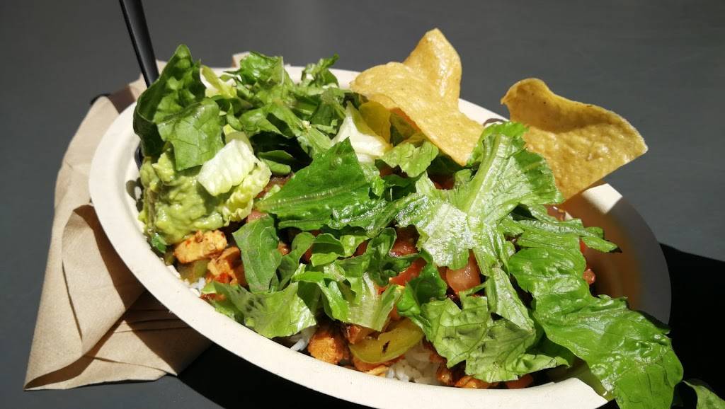 Chipotle Mexican Grill | restaurant | 1813 Village West Pkwy Ste Q101, Kansas City, KS 66111, USA | 9132999221 OR +1 913-299-9221