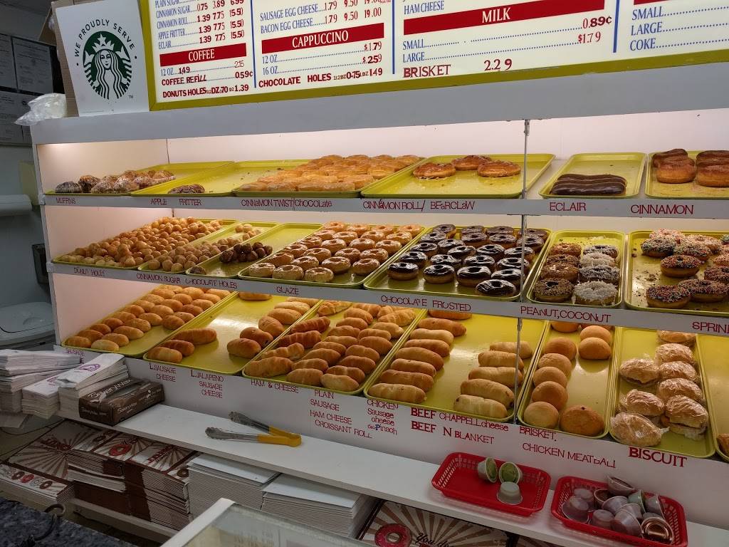 Summit Donuts | restaurant | 7910 Westview Dr #B, Houston, TX 77055, USA | 7139842969 OR +1 713-984-2969