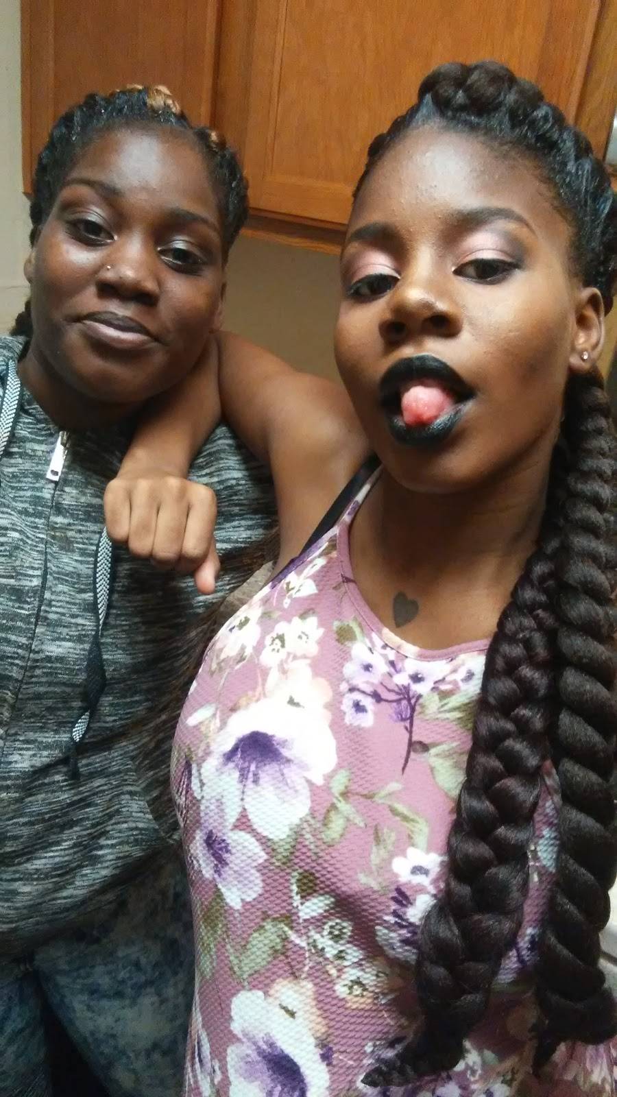 Sonic Drive-In | restaurant | 2460 Poplar Ave, Memphis, TN 38112, USA | 9013240850 OR +1 901-324-0850