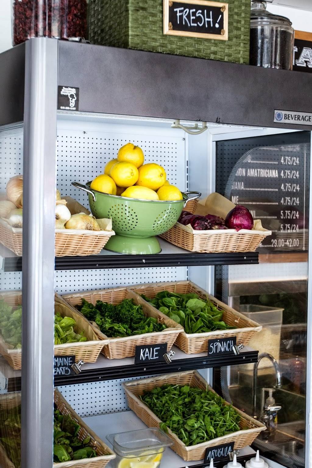 Napizza | meal takeaway | 1702 India St, San Diego, CA 92101, USA | 6196960802 OR +1 619-696-0802