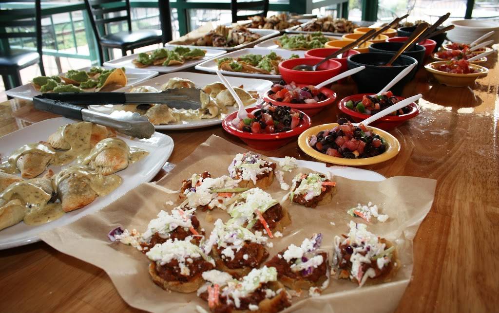 Lunada Eatery & Cantina | restaurant | 2770 Arapahoe Rd #124, Lafayette, CO 80026, USA | 7206127315 OR +1 720-612-7315