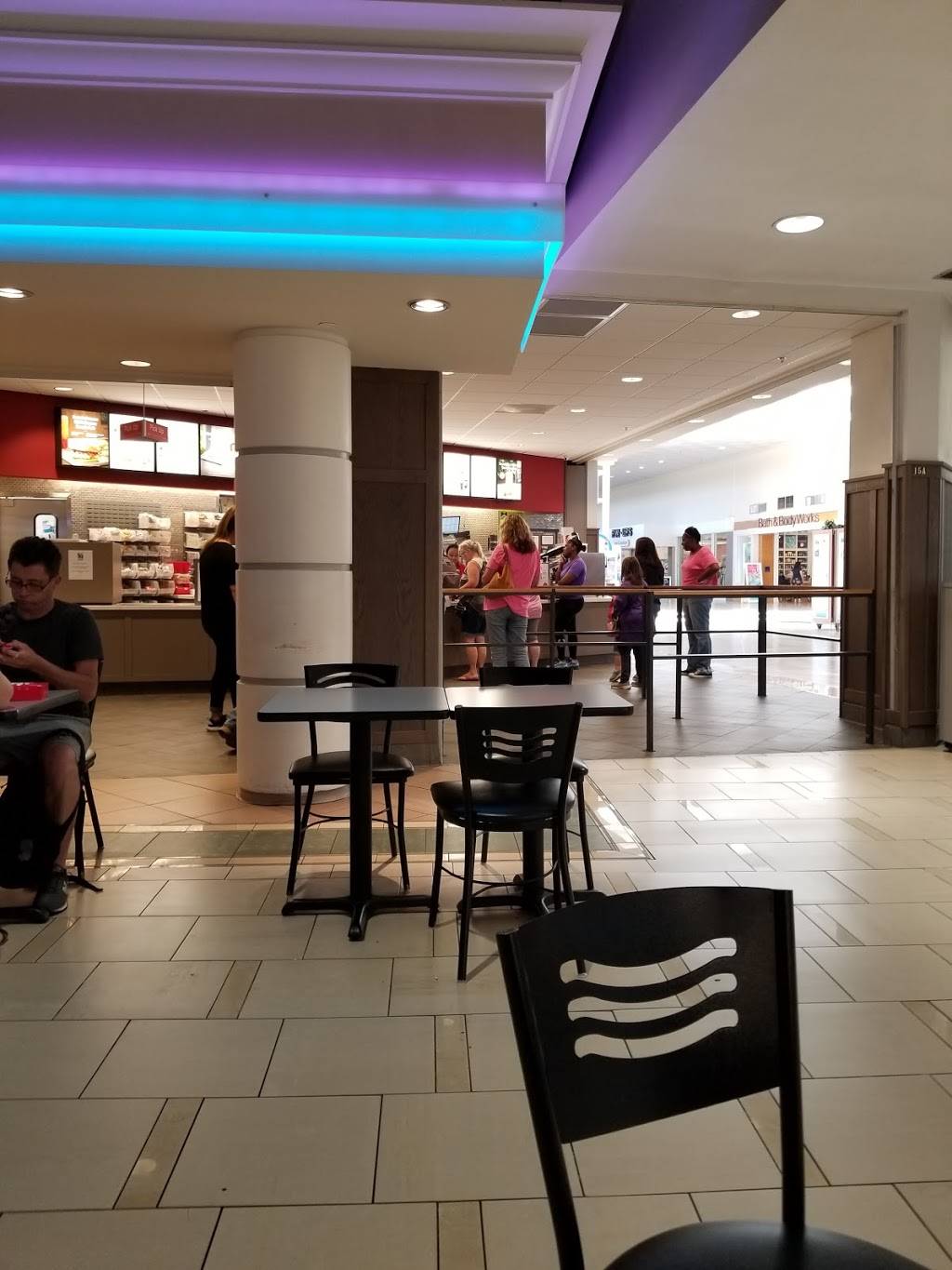 Chick-fil-A | restaurant | 2600 Beach Blvd, Biloxi, MS 39531, USA | 2283882648 OR +1 228-388-2648