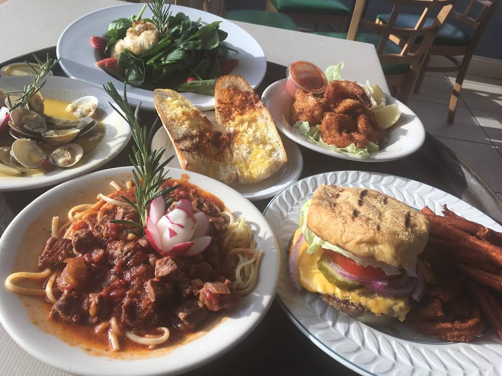 Capri Fish House | restaurant | 203 Capri Blvd, Naples, FL 34113, USA | 2393895555 OR +1 239-389-5555