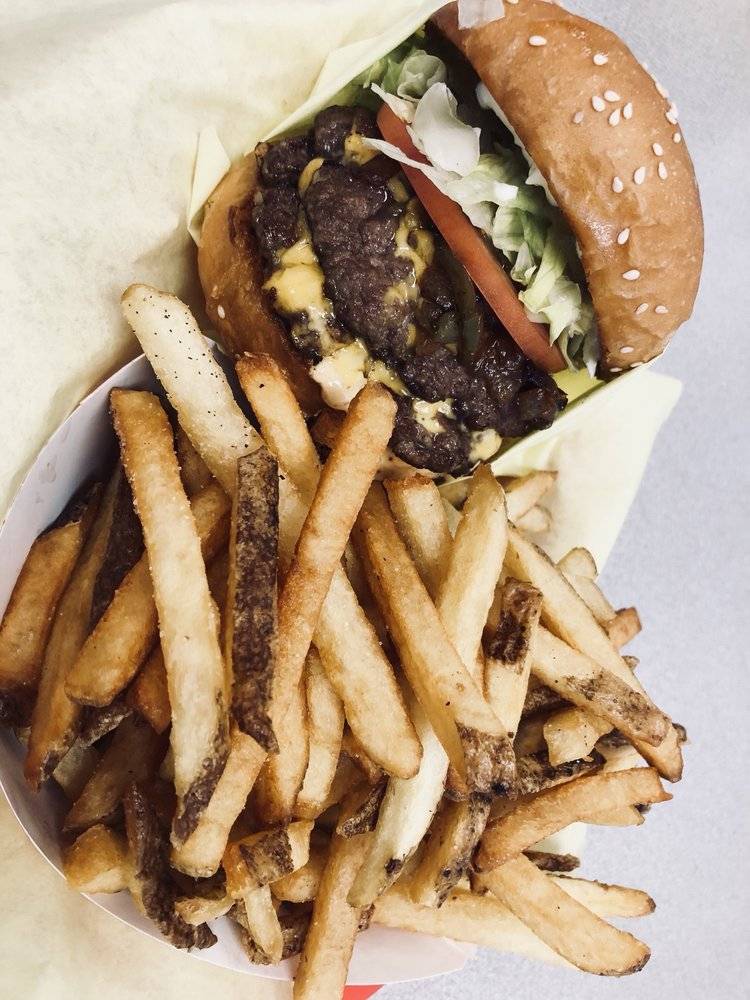 Sky Rocket Burger | restaurant | 7877 Frankford Rd #101B, Dallas, TX 75252, USA | 4698637090 OR +1 469-863-7090