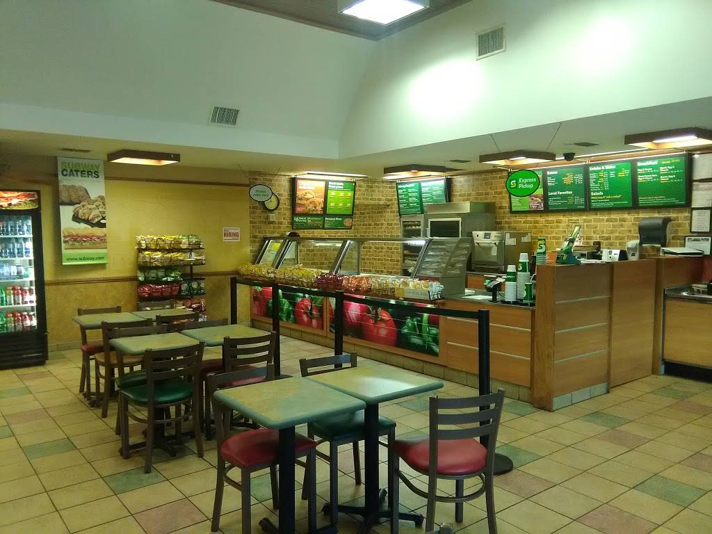 Subway Restaurants | restaurant | 111 S Union Ave #123, New Braunfels, TX 78130, USA | 8306252206 OR +1 830-625-2206
