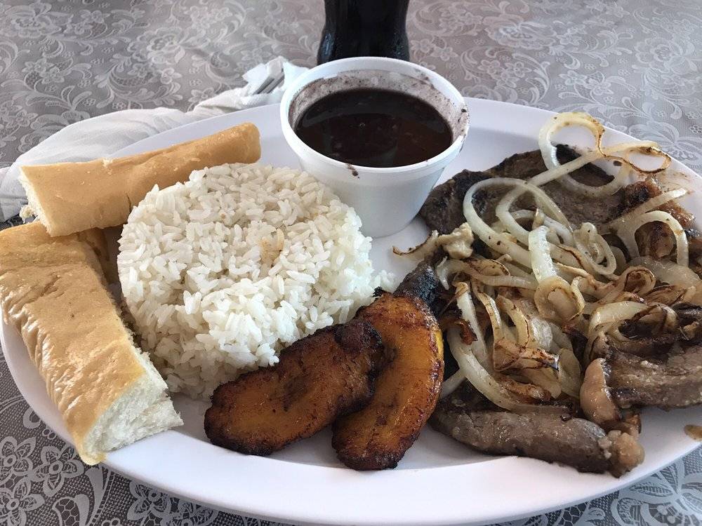 Cafe con leche | restaurant | 2761 S Ridgewood Ave, Daytona Beach, FL 32119, USA | 3869990035 OR +1 386-999-0035