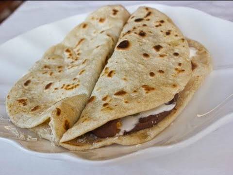 DAISYS GRILL RESTAURANT | restaurant | 8503 Oxon Hill Rd, Fort Washington, MD 20744, USA | 3016861616 OR +1 301-686-1616