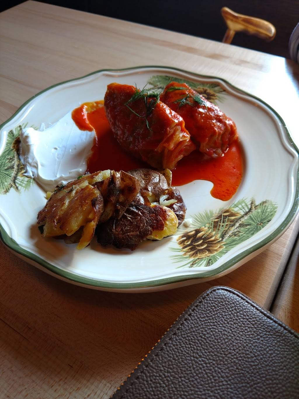 Mom-Moms Kitchen | restaurant | 2551 Orthodox St, Philadelphia, PA 19137, USA | 2156137781 OR +1 215-613-7781