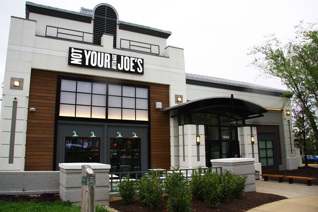 Not Your Average Joes | restaurant | 1845 Fountain Dr, Reston, VA 20190, USA | 5712348200 OR +1 571-234-8200
