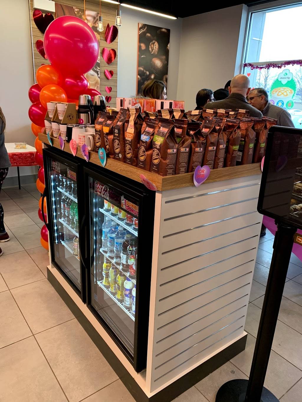 Dunkin | cafe | 9601 S Pulaski Rd, Evergreen Park, IL 60805, USA | 7085814102 OR +1 708-581-4102