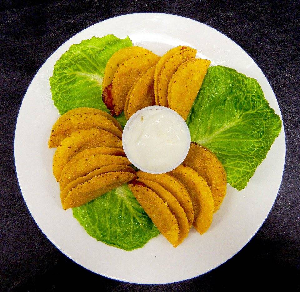 Wings & More | restaurant | 2513 Summit St, Columbus, OH 43202, USA | 6142689464 OR +1 614-268-9464