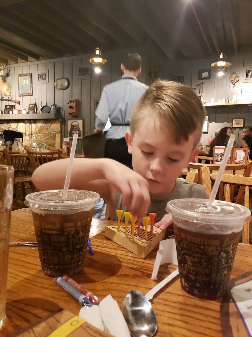 Cracker Barrel Old Country Store | restaurant | 2220 Elkhorn Rd, Lexington, KY 40505, USA | 8592932555 OR +1 859-293-2555