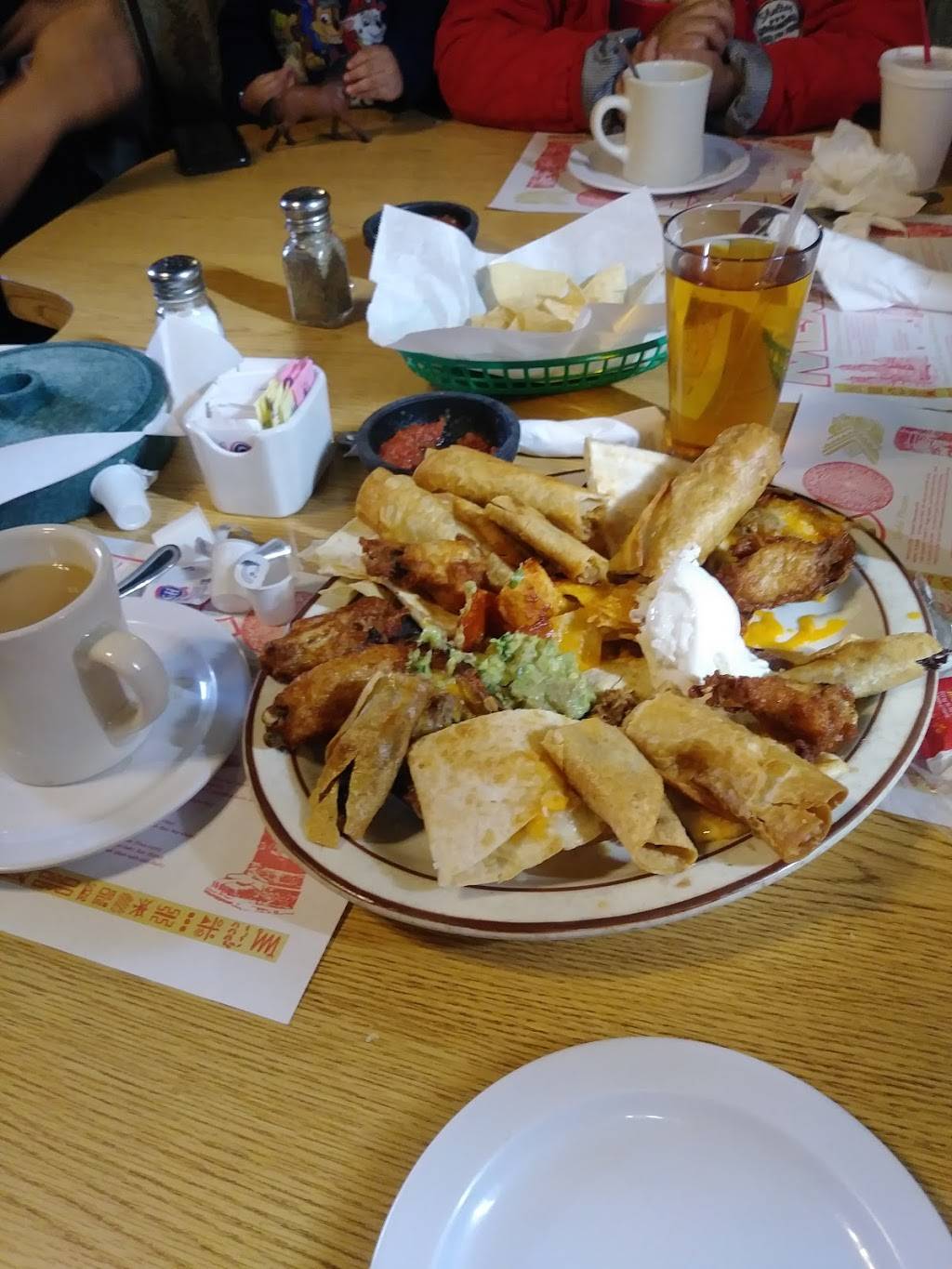 Mexico Lindo & Seafood Restaurant | restaurant | 1253 Evergreen Rd, Wrightwood, CA 92397, USA | 7602494100 OR +1 760-249-4100