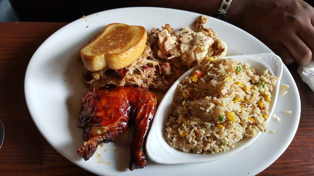 Smokey Bones Bar & Fire Grill | restaurant | 809 S University Dr, Plantation, FL 33324, USA | 9544743833 OR +1 954-474-3833