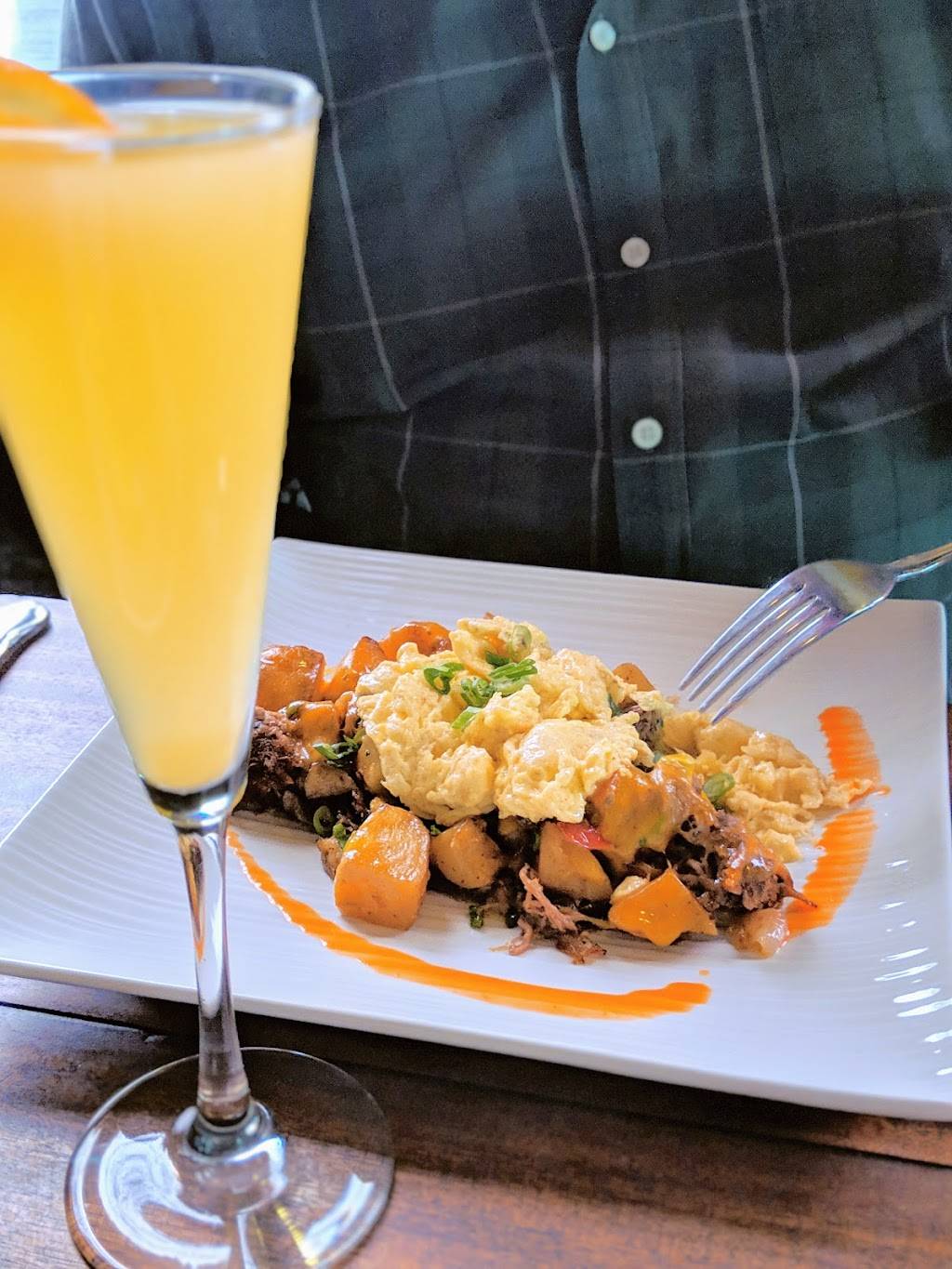 Dram and Morsel | restaurant | 3, 33 S Front St, Wilmington, NC 28401, USA | 9108335999 OR +1 910-833-5999