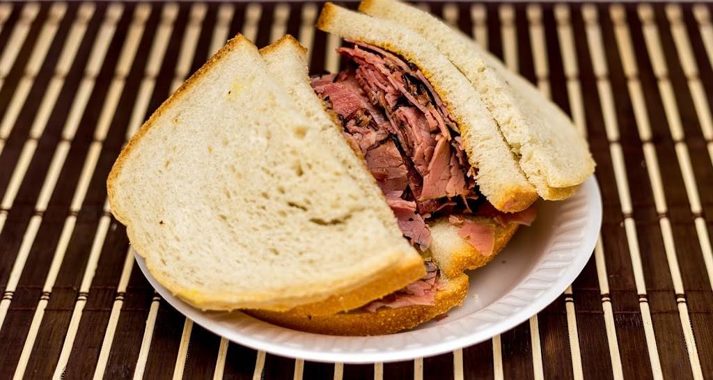 Wolfies deli | restaurant | 670 Sheppard Ave W, Toronto, ON M3H 2S5, Canada | 4166389653 OR +1 416-638-9653