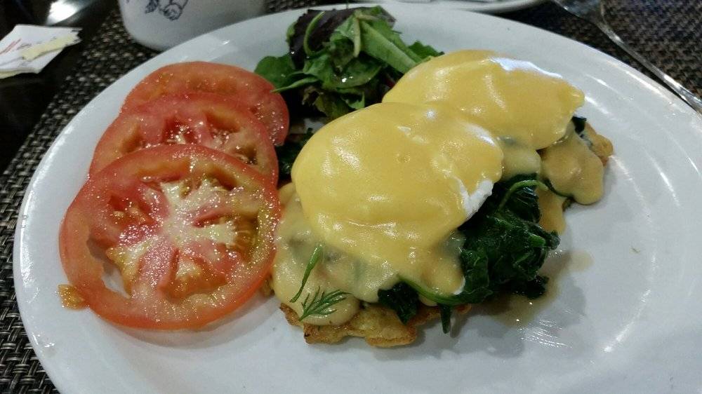 Collearys Bistro & Spirits | restaurant | 2143 N Tustin St, Orange, CA 92865, USA | 7146338650 OR +1 714-633-8650