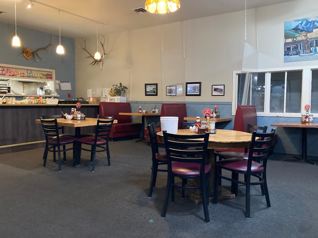 Two Rivers Cafe | restaurant | 156 Midland Ave, Basalt, CO 81621, USA | 9709273348 OR +1 970-927-3348