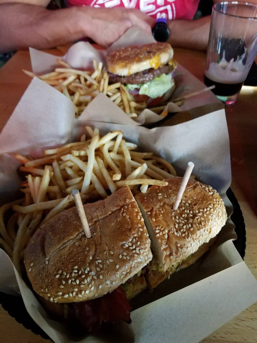 The Garage on Motor Ave | restaurant | 3387 Motor Ave, Los Angeles, CA 90034, USA | 3105593400 OR +1 310-559-3400