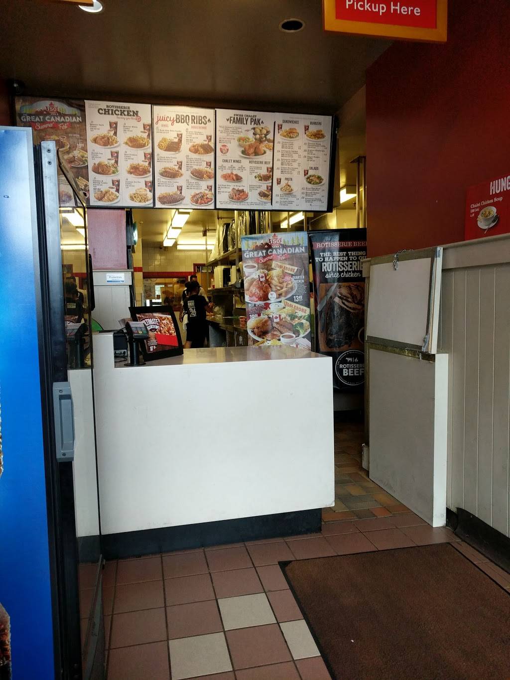 Swiss Chalet | restaurant | 2 County Ct Blvd, Brampton, ON L6W 3W8, Canada | 9054520947 OR +1 905-452-0947