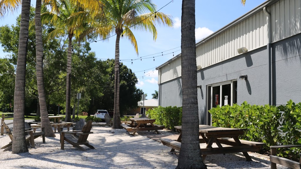Fat Point Brewing Co | restaurant | 611 Charlotte St, Punta Gorda, FL 33950, USA | 9413477208 OR +1 941-347-7208