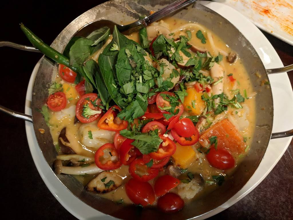 P.F. Changs | meal takeaway | 1600 Settlers Ridge Center Dr, Pittsburgh, PA 15205, USA | 4127882901 OR +1 412-788-2901