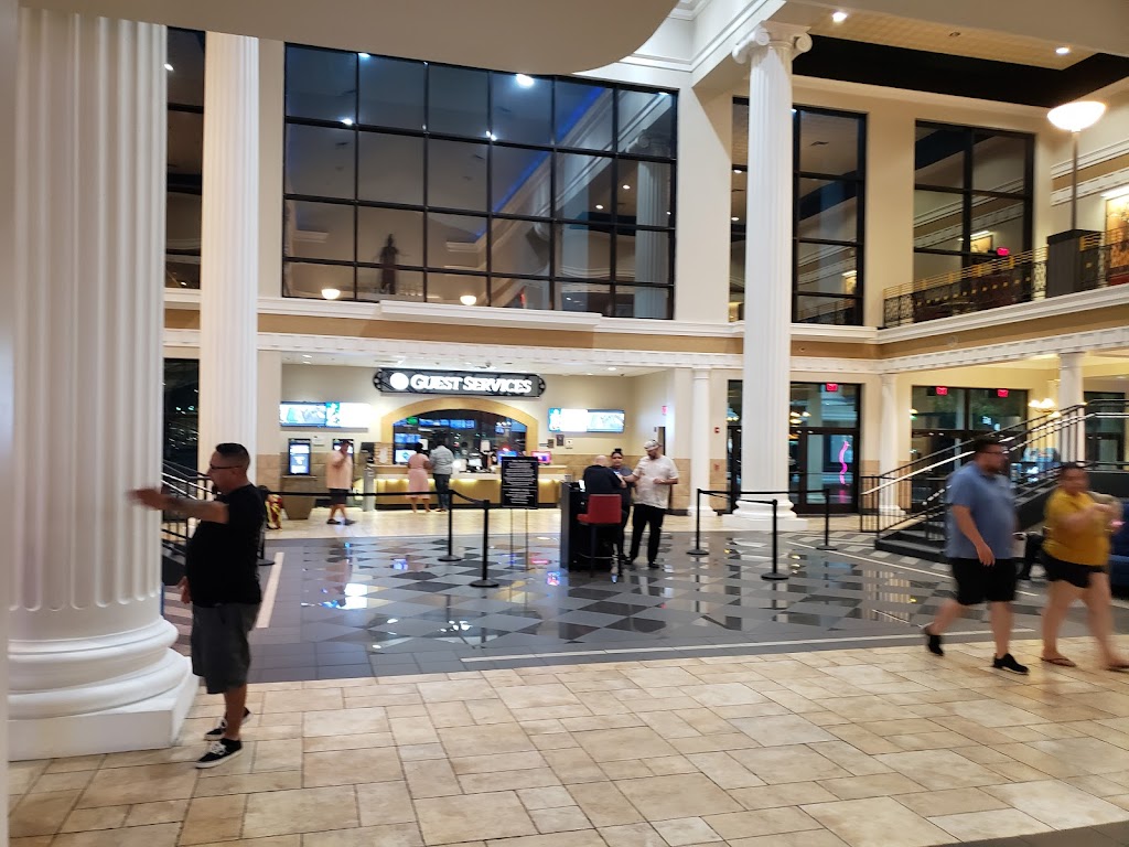 Santikos Entertainment Palladium | restaurant | 17703 W Interstate 10 Frontage Rd, San Antonio, TX 78257, USA | 2107989949 OR +1 210-798-9949