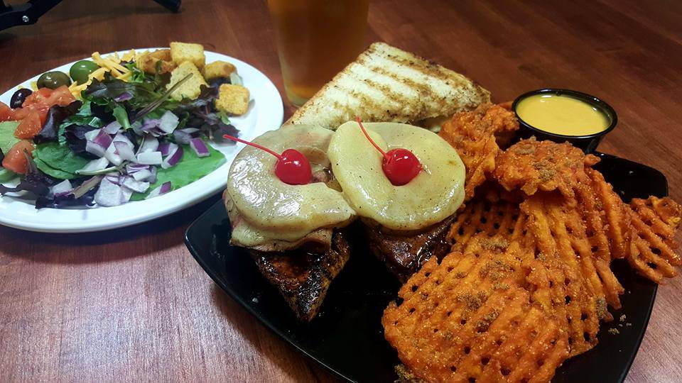 The Coal Yard Restaurant & Lounge | restaurant | 105 Garner St, York, SC 29745, USA | 8036849653 OR +1 803-684-9653