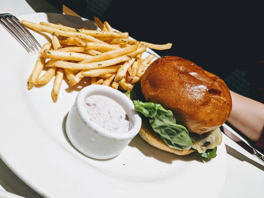 Bazille | restaurant | 3200 184th St SW, Lynnwood, WA 98037, USA | 4253292108 OR +1 425-329-2108