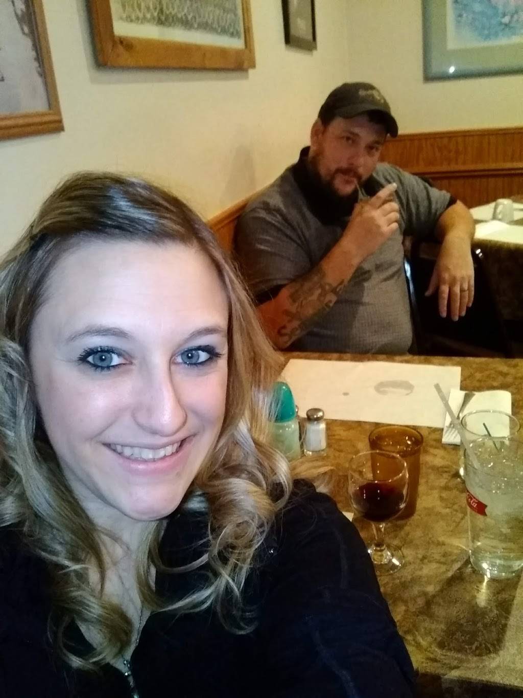 Village Inn | restaurant | 251 Depot St, Footville, WI 53537, USA | 6088766511 OR +1 608-876-6511