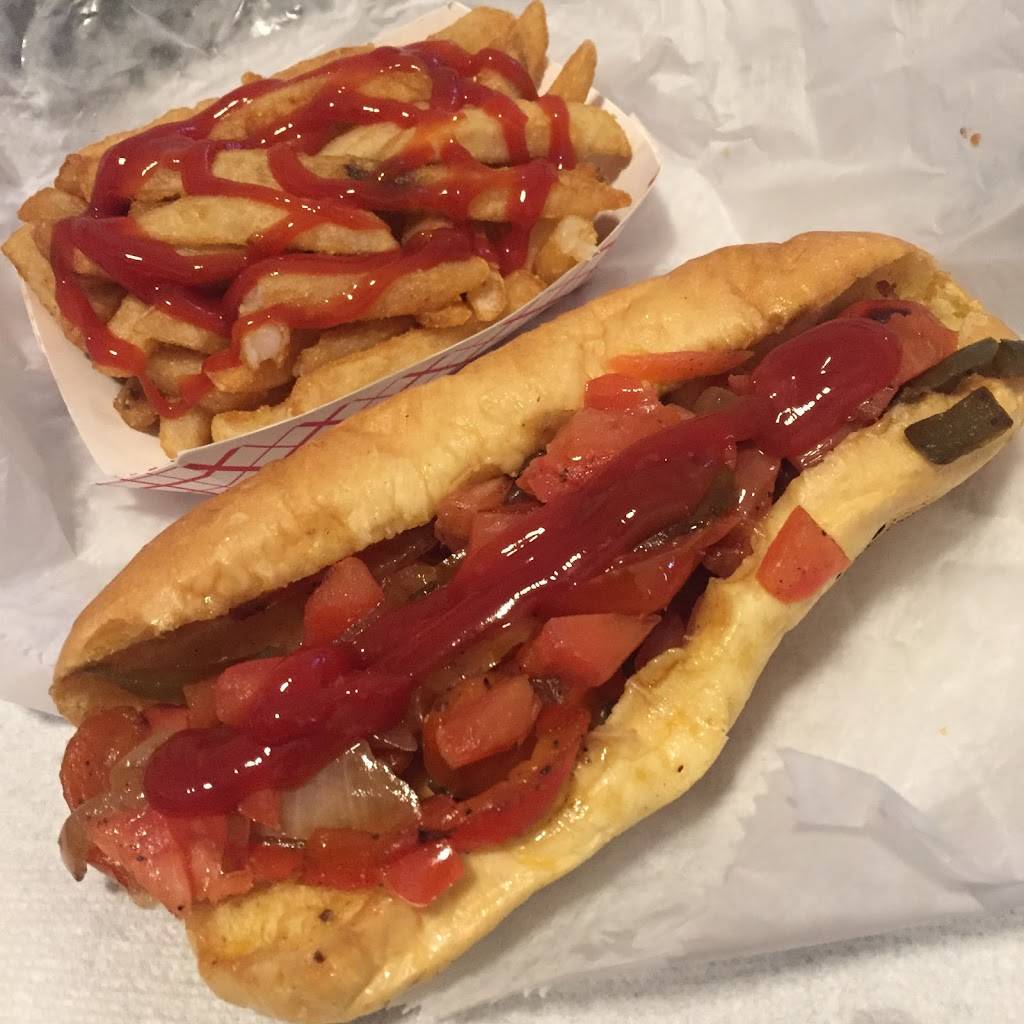 Famous Uncle Als Hot Dogs | restaurant | 151 Granby St, Norfolk, VA 23510, USA | 7576258319 OR +1 757-625-8319