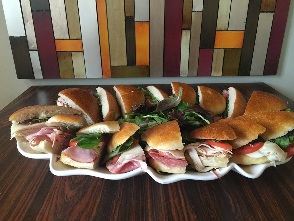 Airport Pizza | restaurant | 3648 Genesee St, Cheektowaga, NY 14225, USA | 7166345750 OR +1 716-634-5750