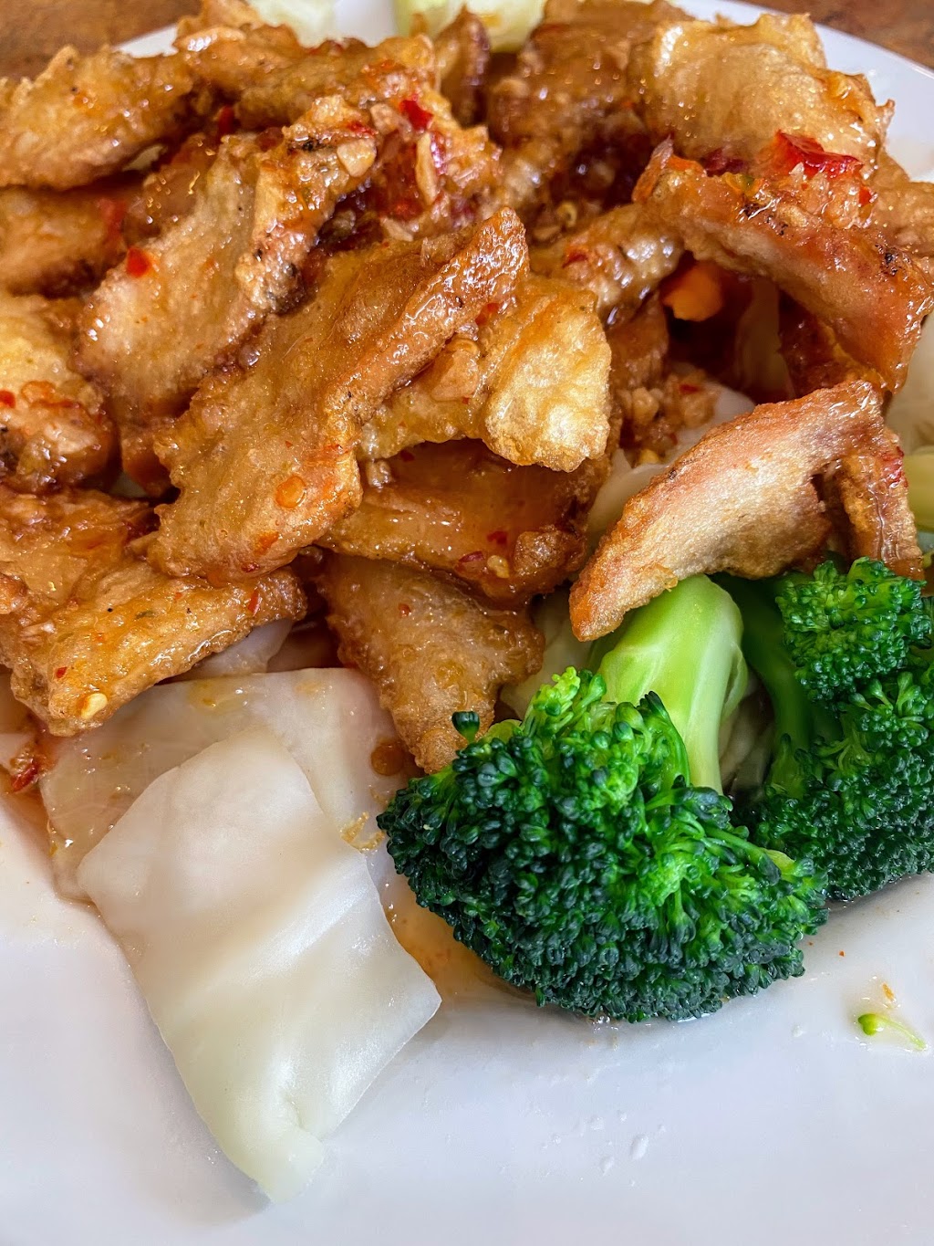 Taste of Thailand restaurant and grill | restaurant | 2001 Texas Ave S Suite 300B, College Station, TX 77840, USA | 9794859177 OR +1 979-485-9177