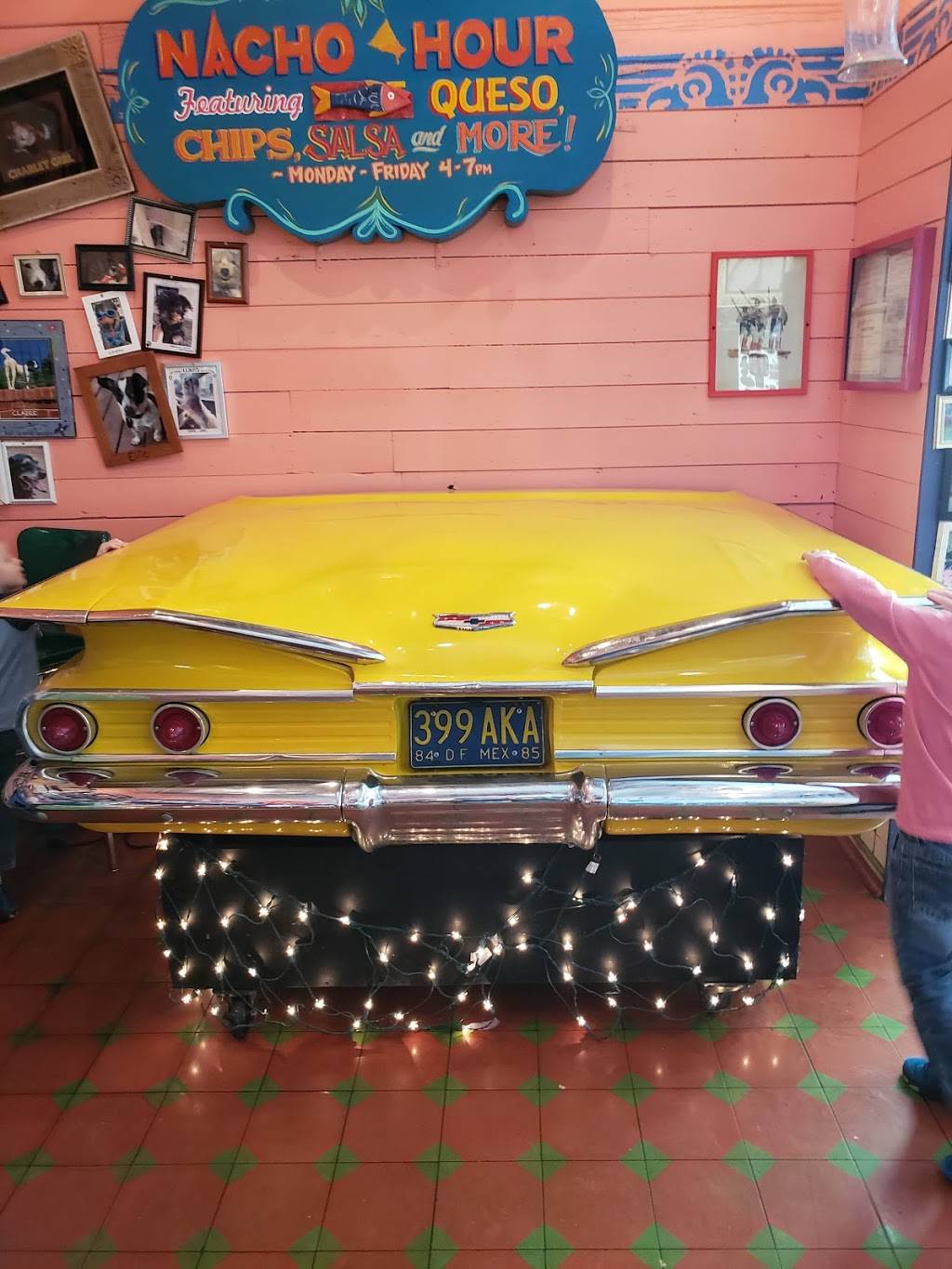 Chuys | restaurant | 585 Ernest W Barrett Pkwy NW, Kennesaw, GA 30144, USA | 7707921345 OR +1 770-792-1345