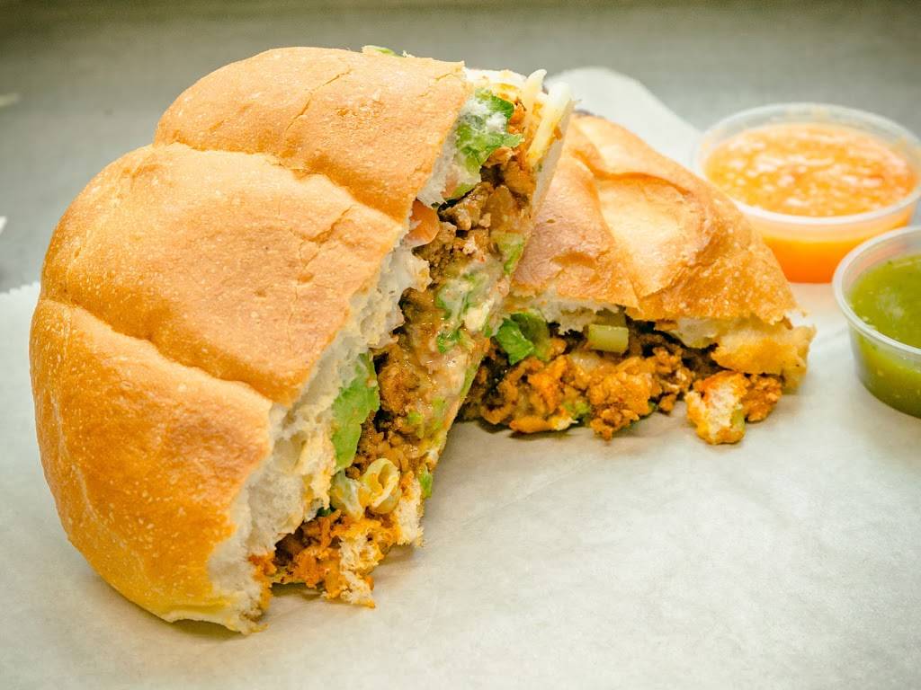 Aztec Daves Food Truck | restaurant | 3641 S 54th Ave, Cicero, IL 60804, USA | 7087177522 OR +1 708-717-7522