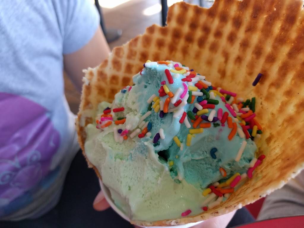 Cold Stone Creamery | bakery | 9971 Chapman Ave A, Garden Grove, CA 92841, USA | 7145902188 OR +1 714-590-2188